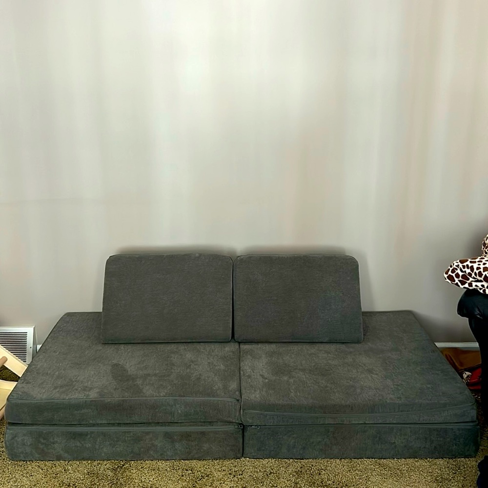 USED NUGGET COUCH